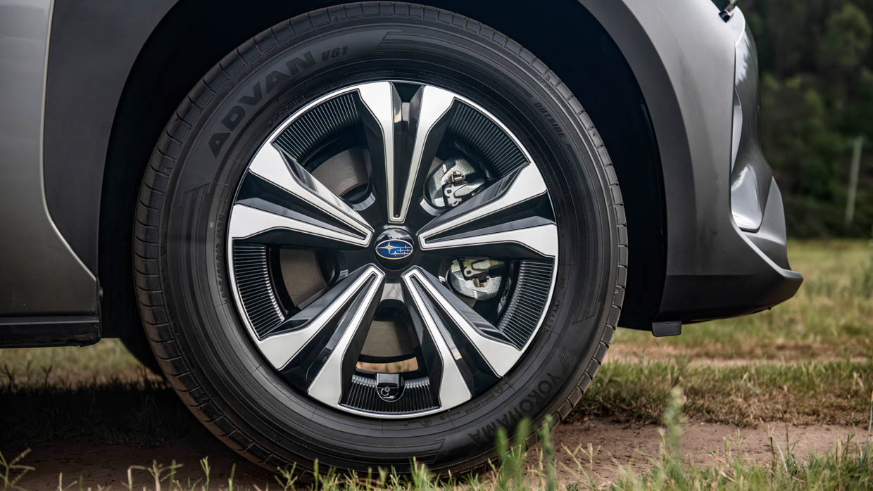 Subaru Solterra 2024 base wheel