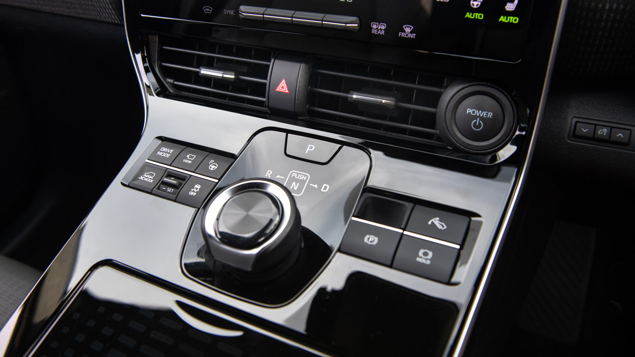 Subaru Solterra 2024 interior detail