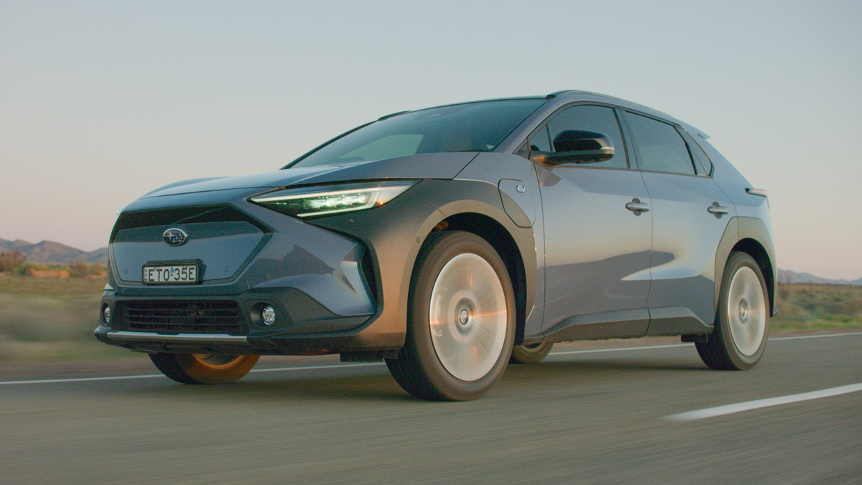 Subaru Solterra 2024 front 3/4 driving