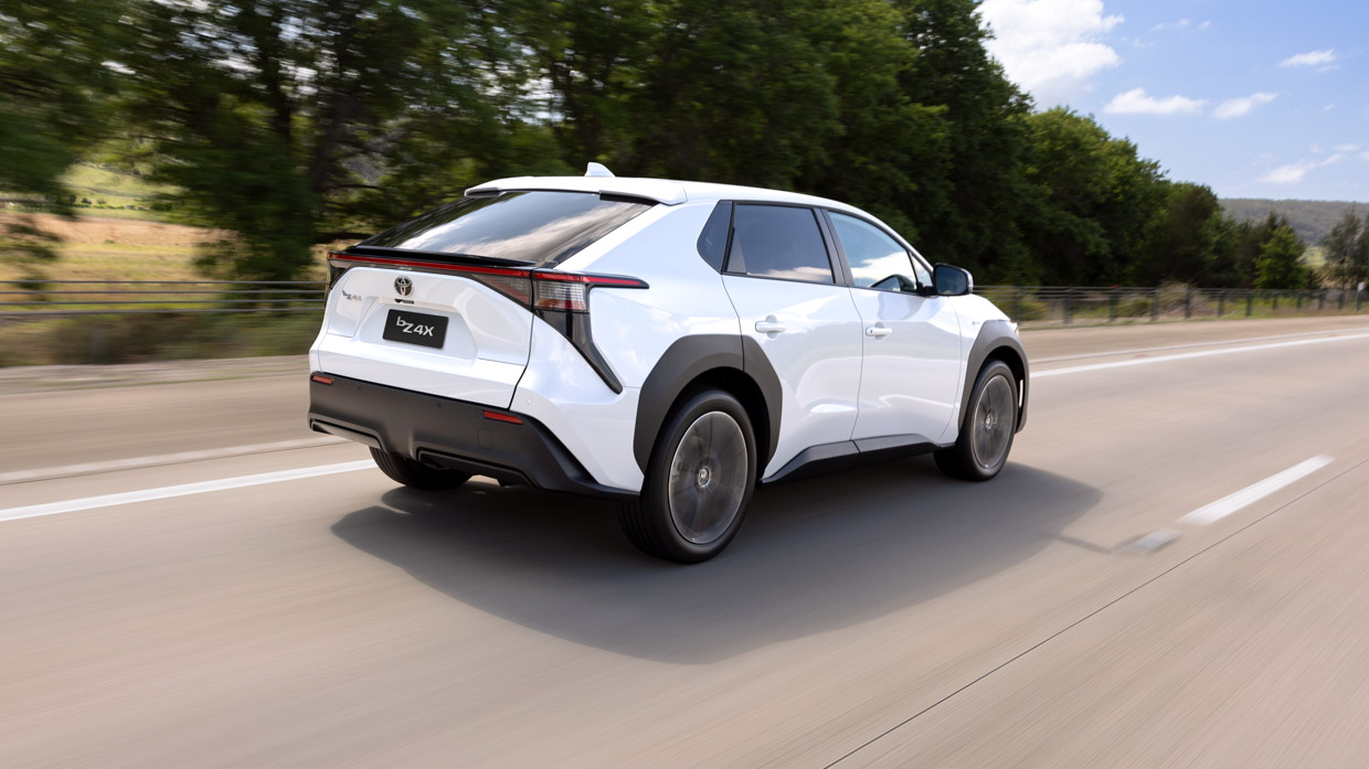 Toyota bZ4X FWD 2024 rear driving