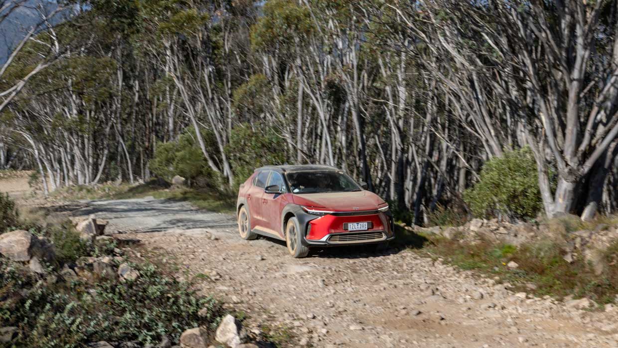 Toyota BZ4X 2024 driving off-road