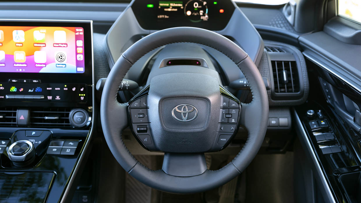 Toyota bZ4X AWD 2024 steering wheel