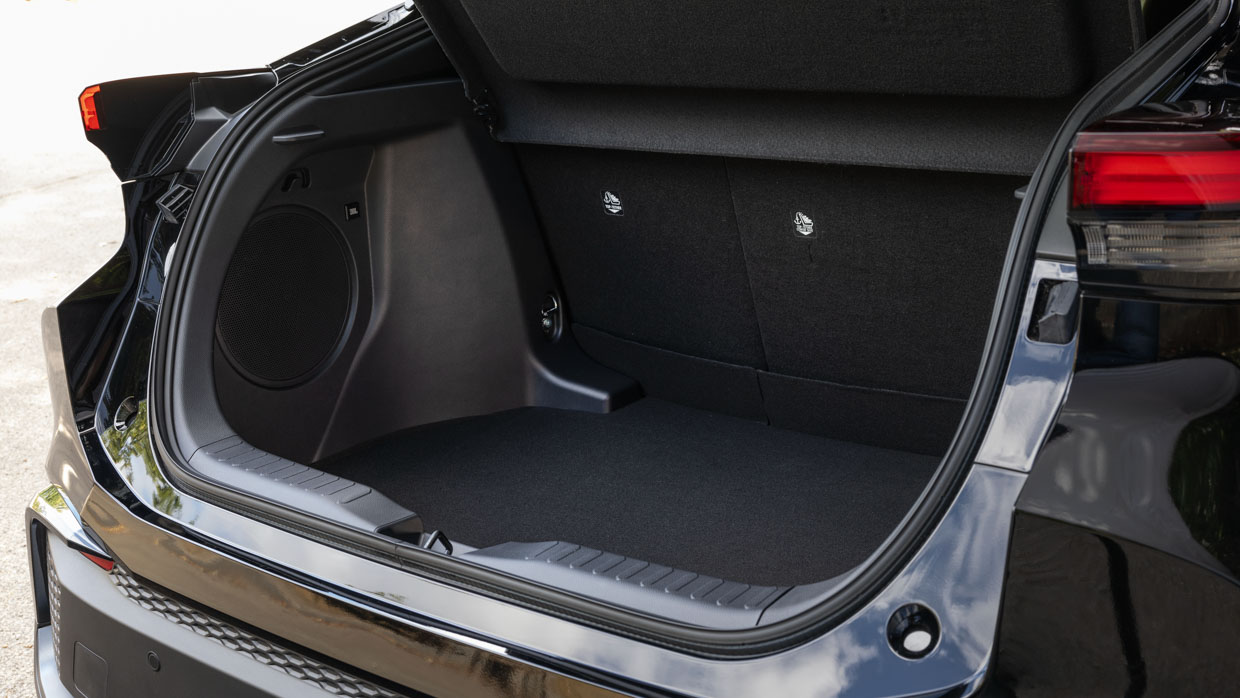 Toyota C-HR 2024 Koba boot