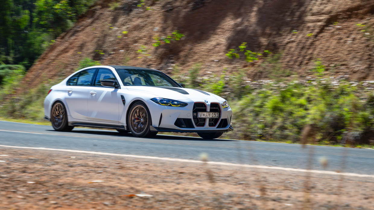 BMW M3 CS 2024 driving far