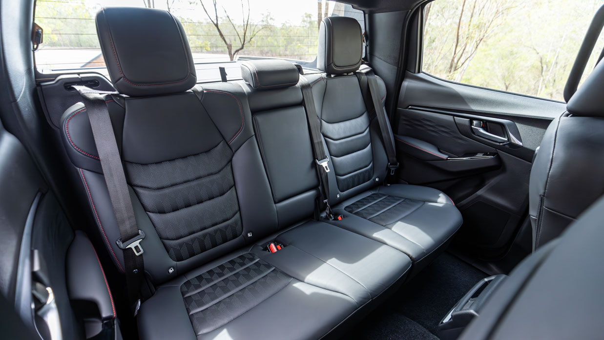 Isuzu D-Max 2024 LS-U+ back seats