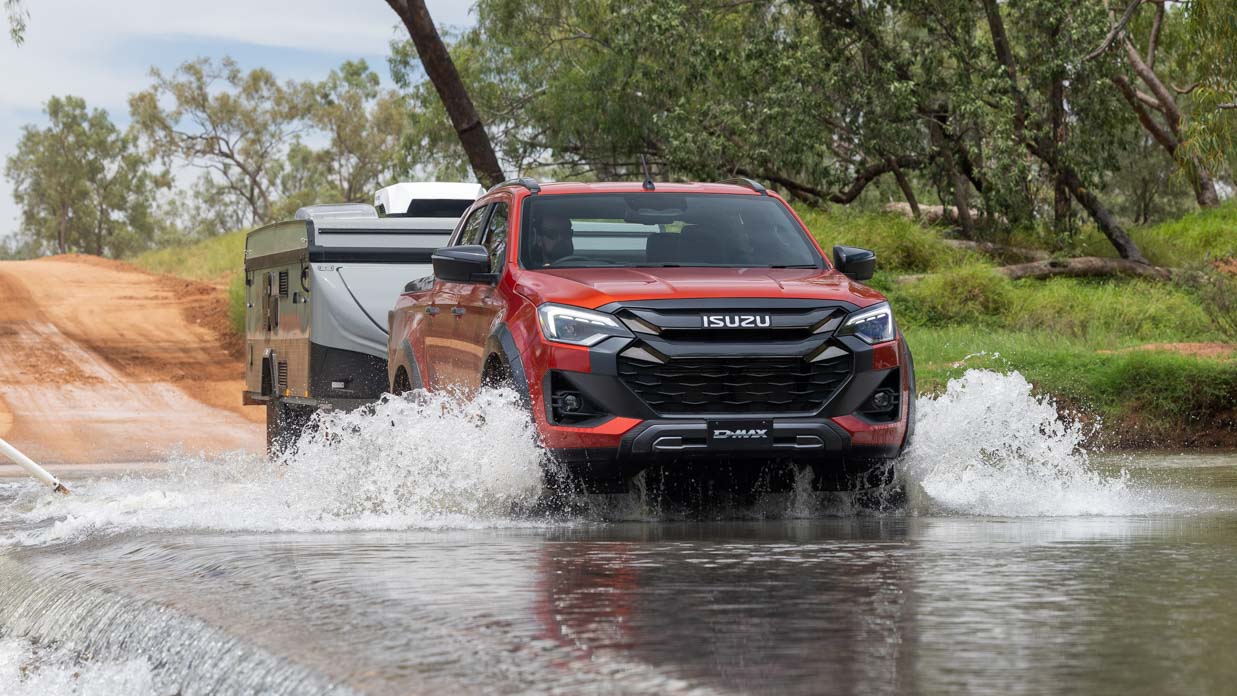 Isuzu D-Max 2024 X-Terrain water 2