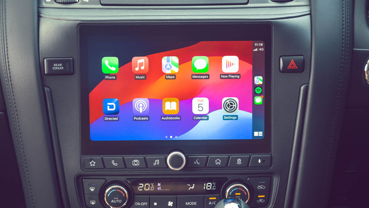 2024 Nissan Patrol new touchscreen Apple CarPlay