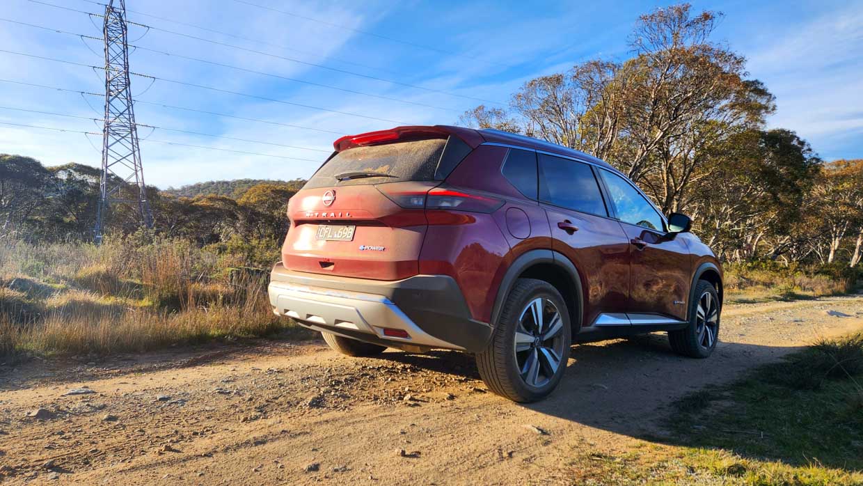 Nissan X-Trail LT 2023 SM morning rear