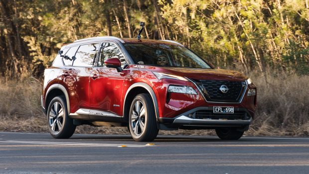 Nissan X-Trail Ti E-Power LT 2023 turning