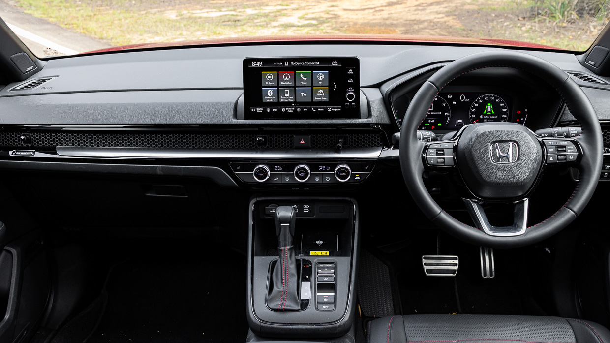 Honda CR-V e-HEV RS 2024 interior 3
