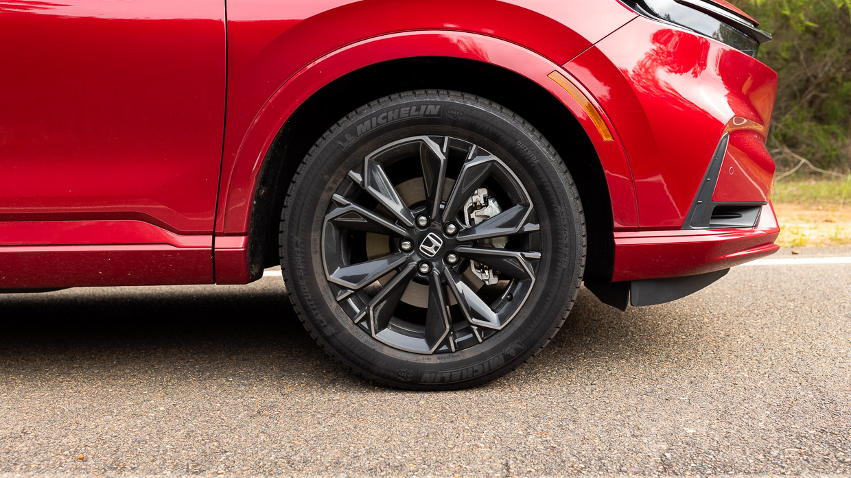 Honda CR-V e-HEV RS 2024 wheels