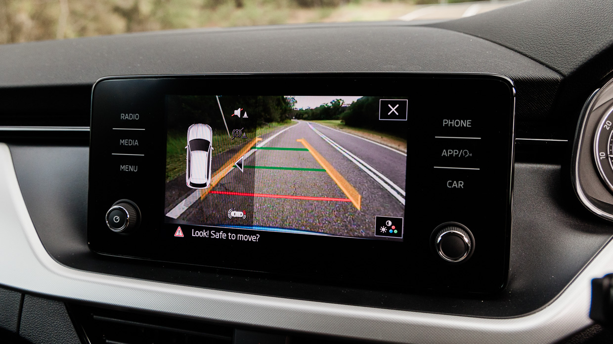 Skoda Kamiq 85TSI Runout 2024 touchscreen