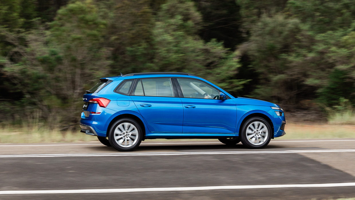 Skoda Kamiq 85TSI Runout 2024 driving side 2