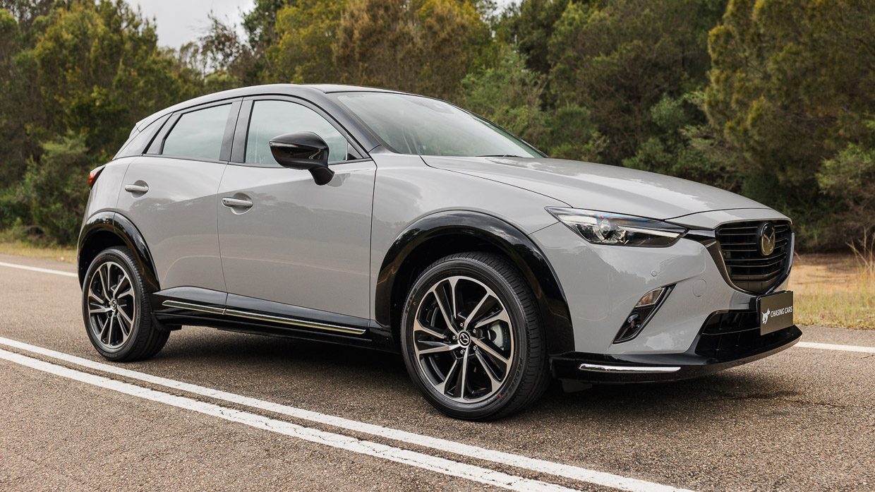 Mazda CX-3 Touring SP 2024 front 3/4 2