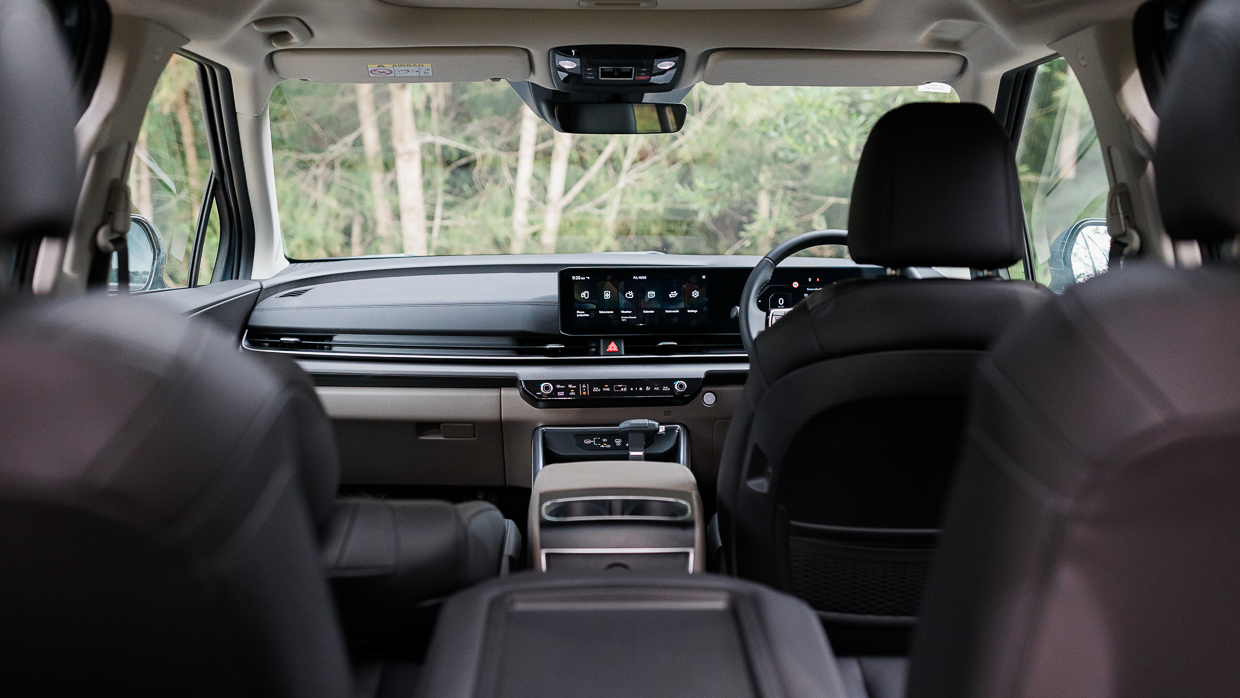 Kia Carnival GT-Line Lite 2024 interior 3