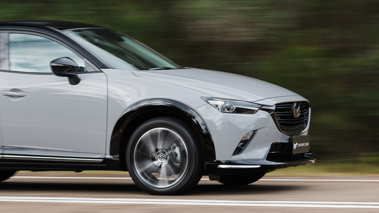 Mazda CX-3 Touring SP 2024 driving front 7