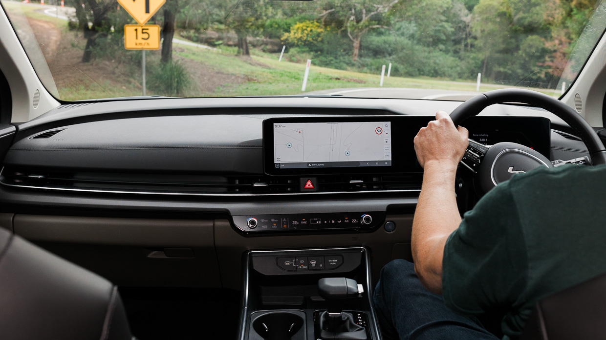 Kia Carnival GT-Line Lite 2024 driving interior 2