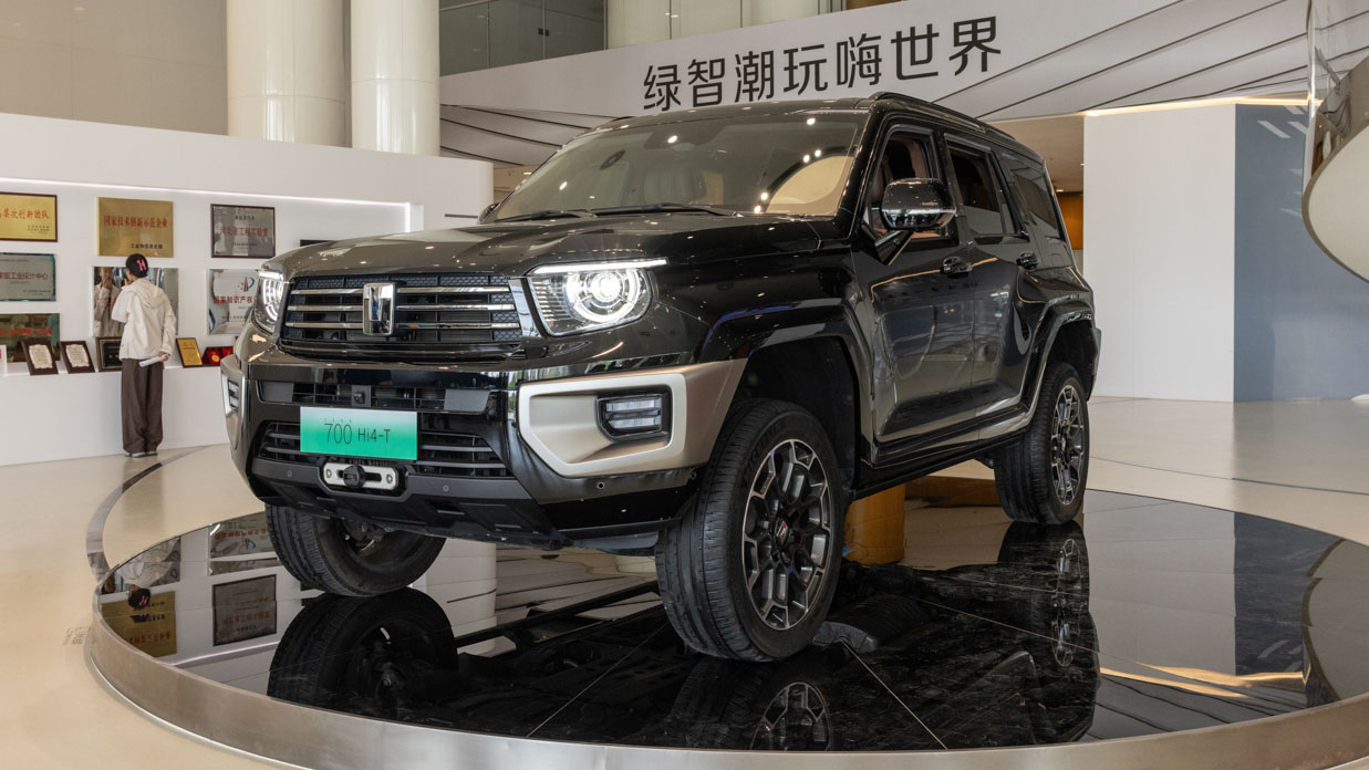 GWM Tank 700 2024 front 3/4