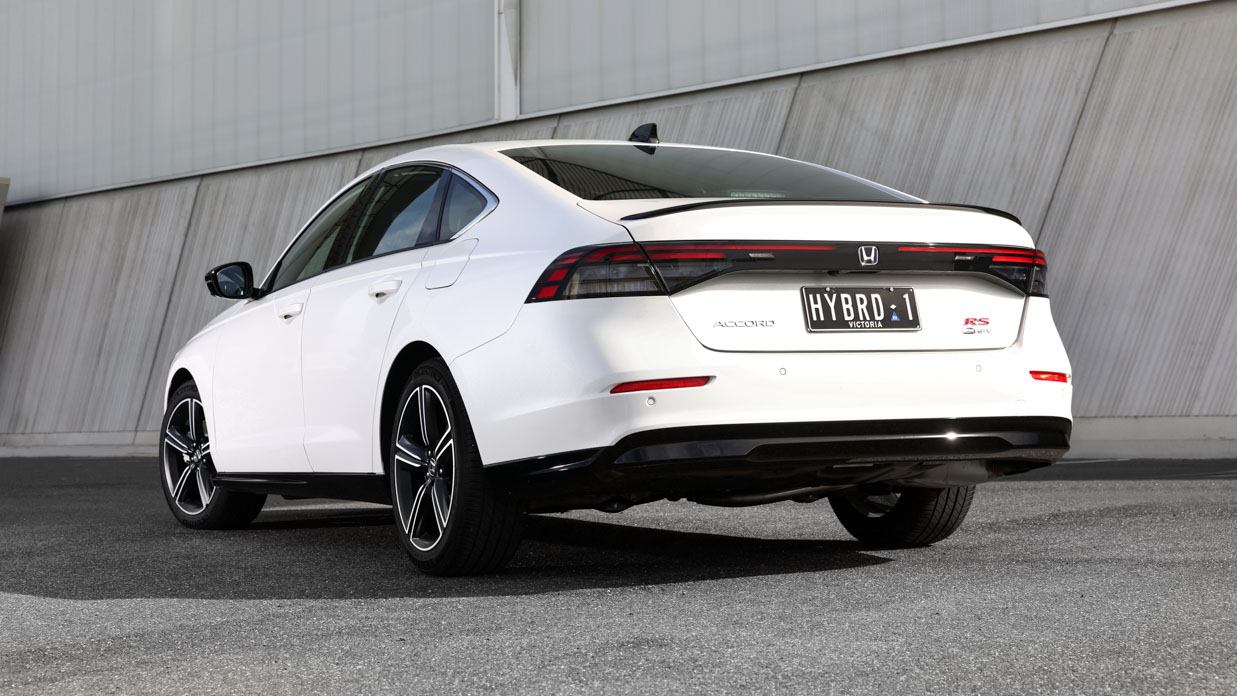 Honda Accord e-HEV RS 2024 rear
