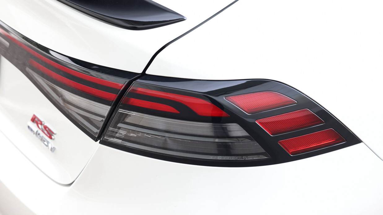 Honda Accord e-HEV RS 2024 tail-light