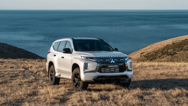 2024 Mitsubishi Pajero Sport facelift by the ocean