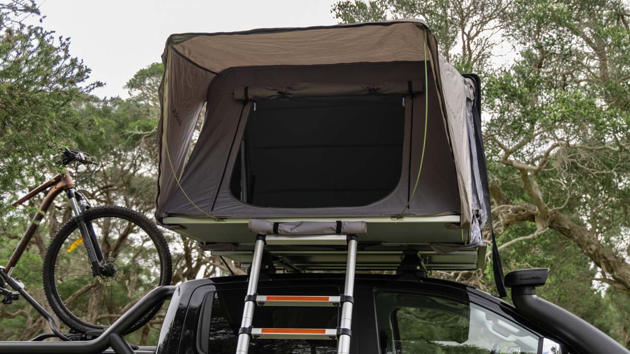 Volkswagen Amarok accessories 2024 roof tent 3