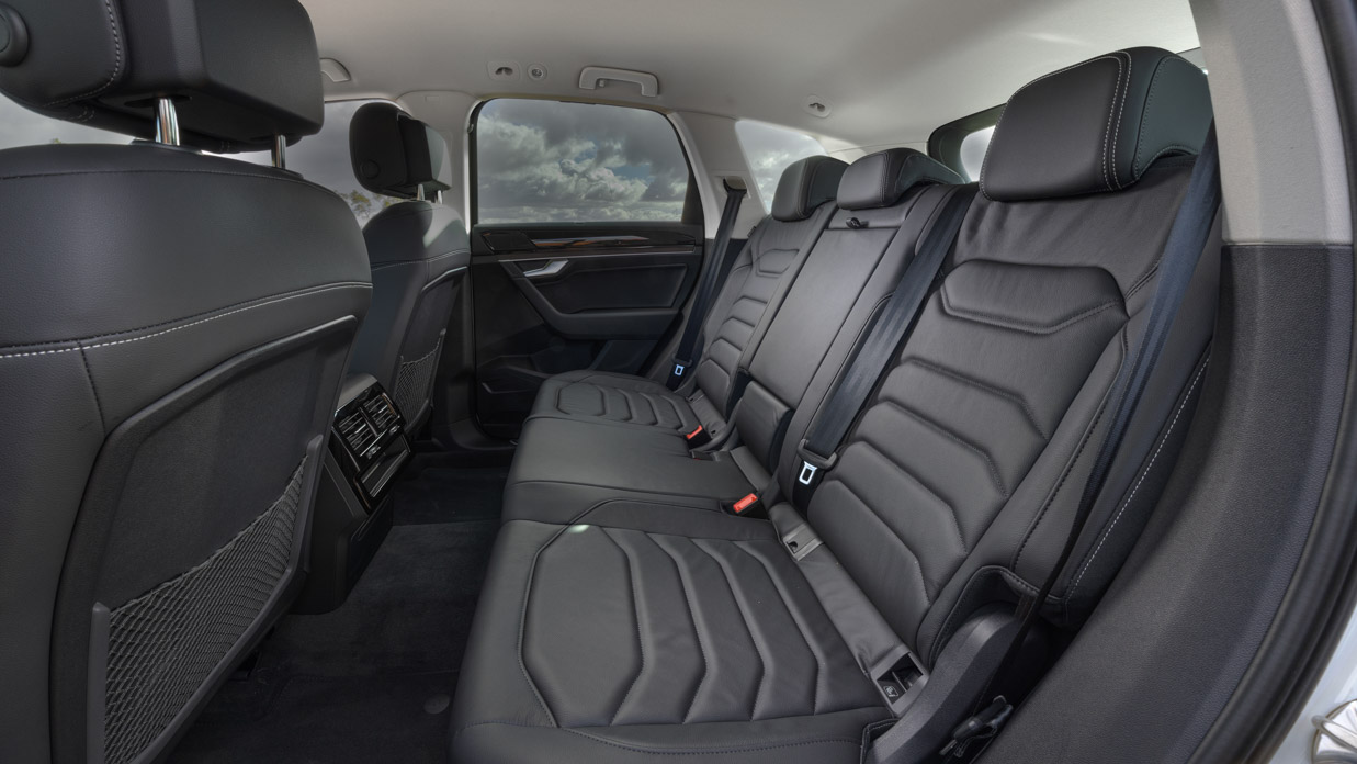 Volkswagen Touareg 170TDI 2024 interior rear seats