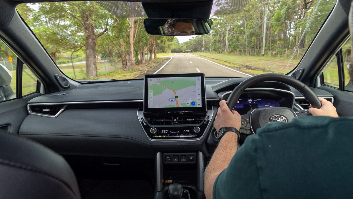 Toyota Corolla Cross Atmos 2024 driving interior 2