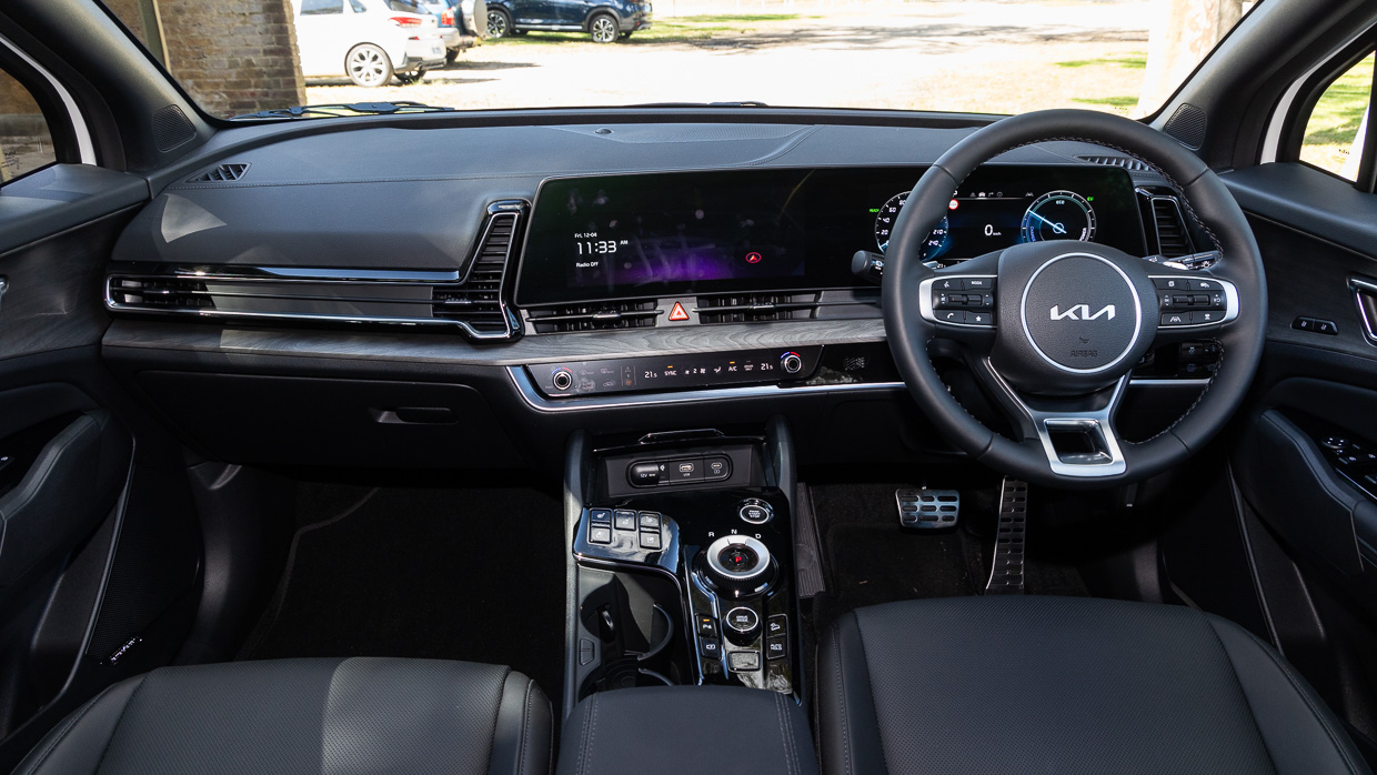 2024 Kia Sportage GT-Line Hybrid long-term interior wide shot 2
