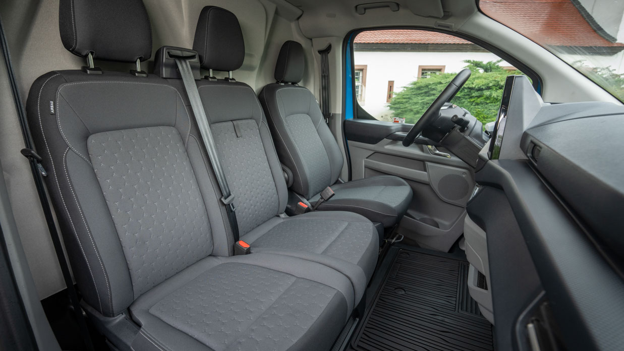 Ford E-Transit Custom 2024 interior