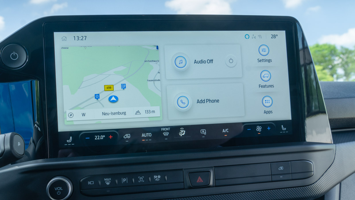 Ford E-Transit Custom 2024 touchscreen