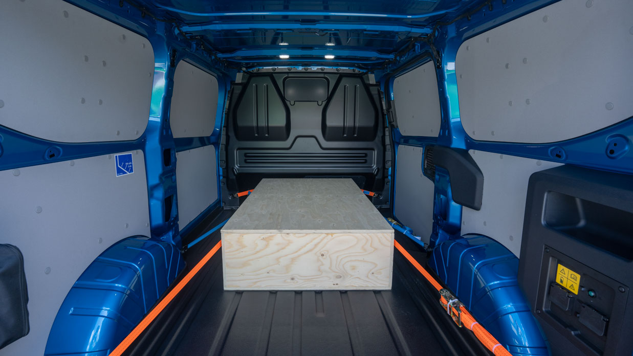 Ford E-Transit Custom 2024 cargo area 2