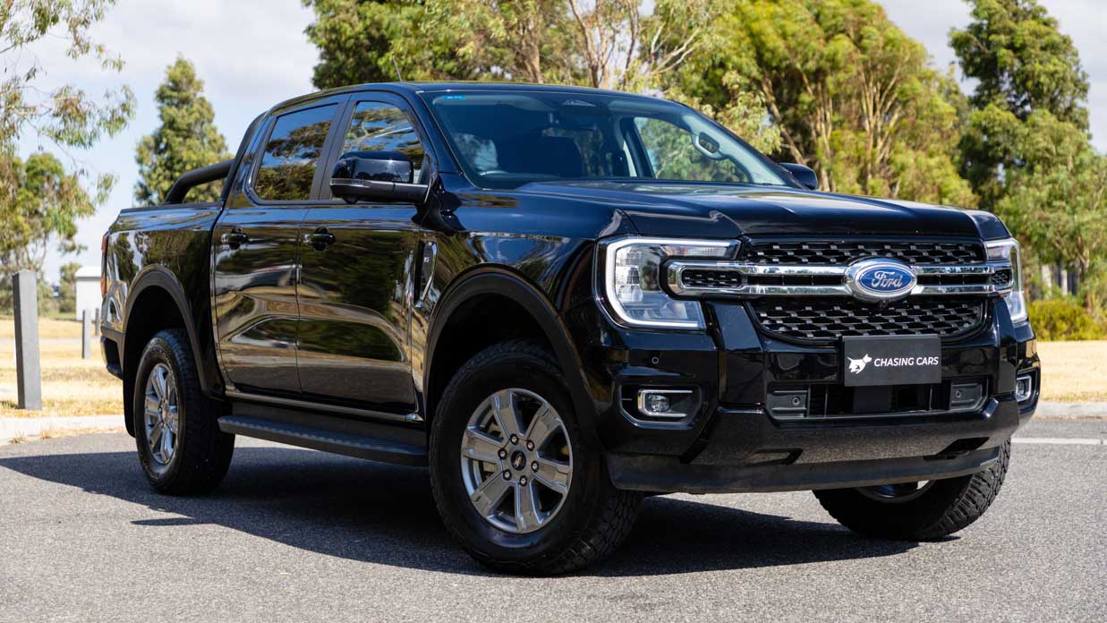 Ford Ranger XLT V6 2024 front 3/4 4