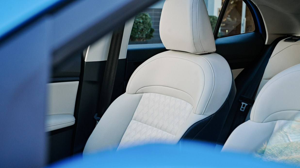 MG3 2024 interior front seats