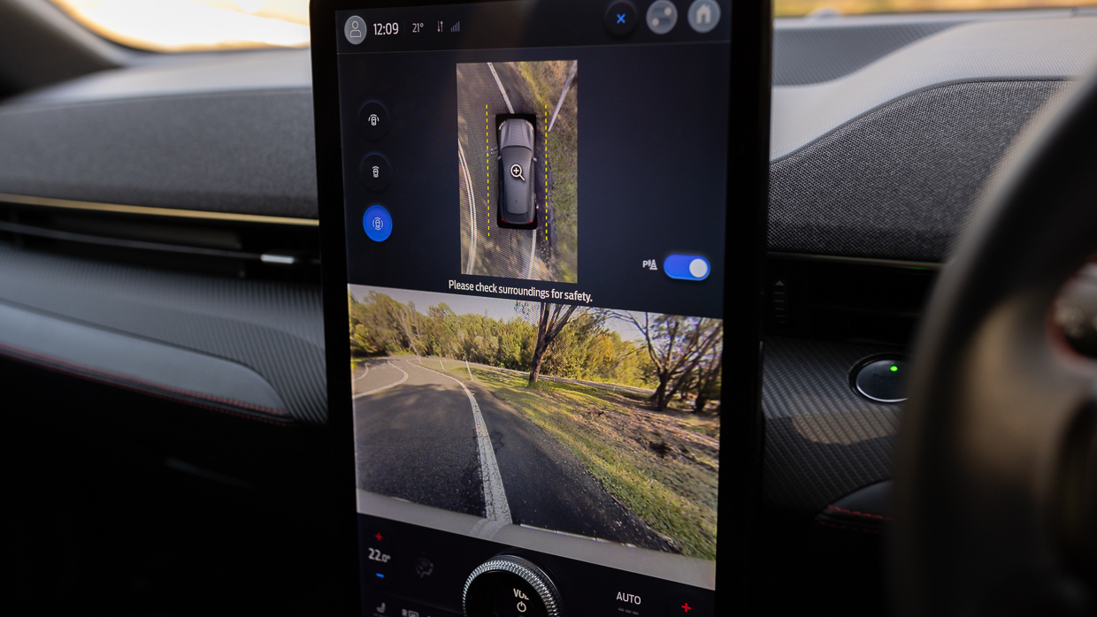 Ford Mustang Mach-E Premium 2024 360 camera