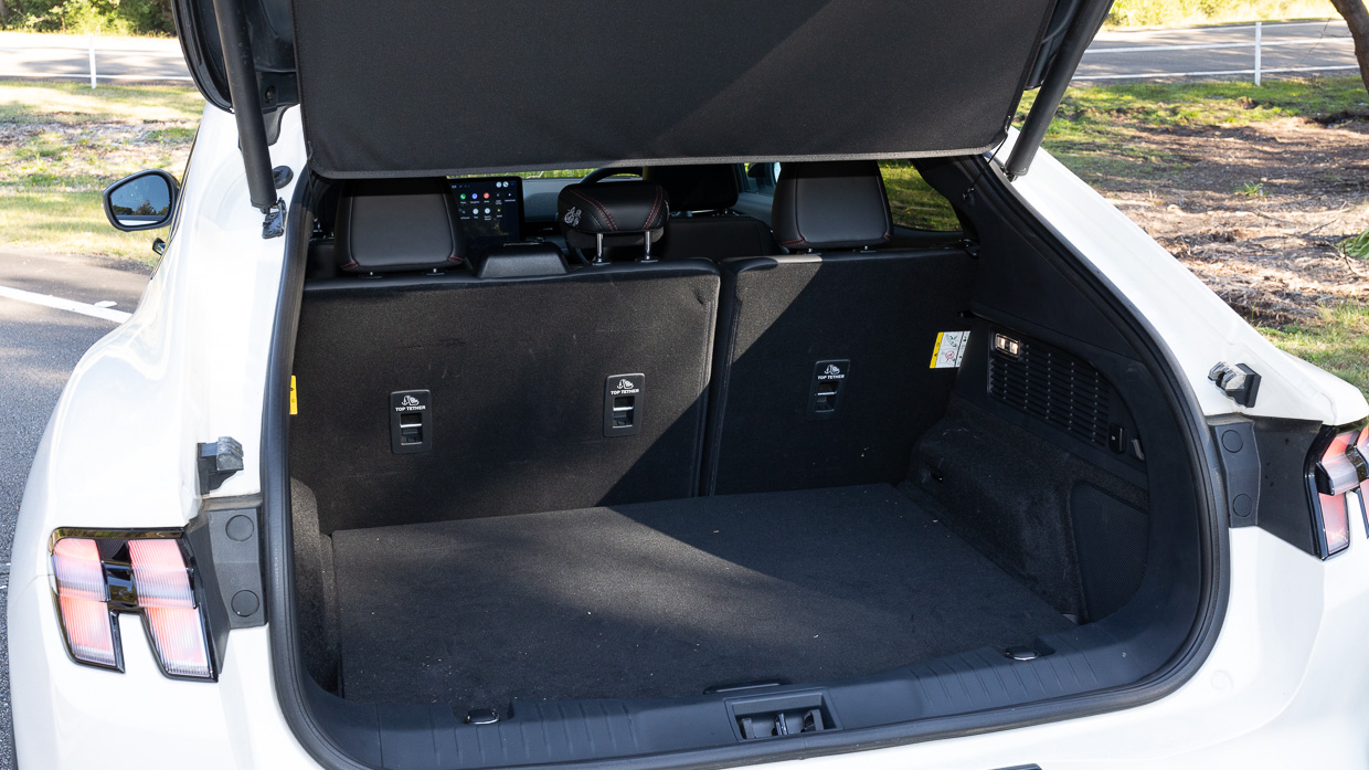 Ford Mustang Mach-E Premium 2024 360 boot