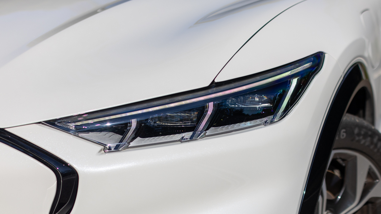 Ford Mustang Mach-E Premium 2024 front 3/4 close