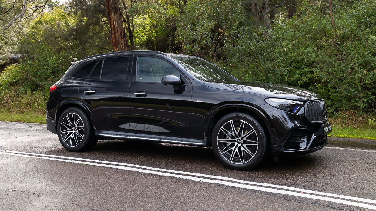 Mercedes-AMG GLC43 2024 front