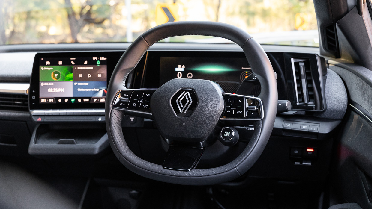 Renault Megane E-Tech 2024 interior steering wheel