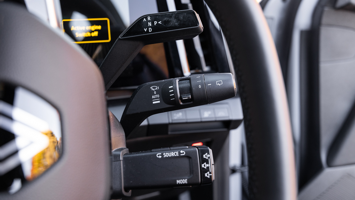 Renault Megane E-Tech 2024 indicator