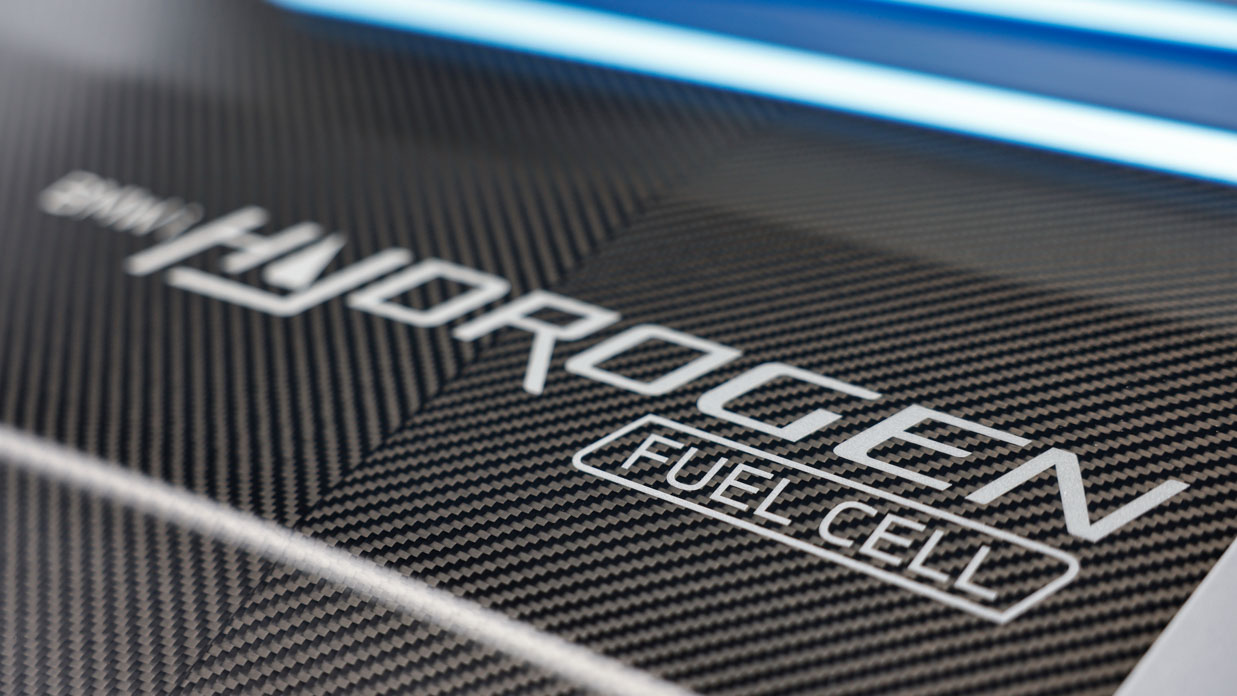 BMW iX5 hydrogen 2024 decal