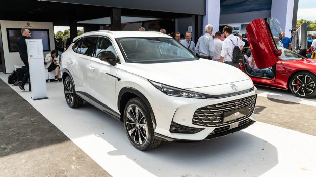 2024 MG HS white front 3/4 on display at Goodwood