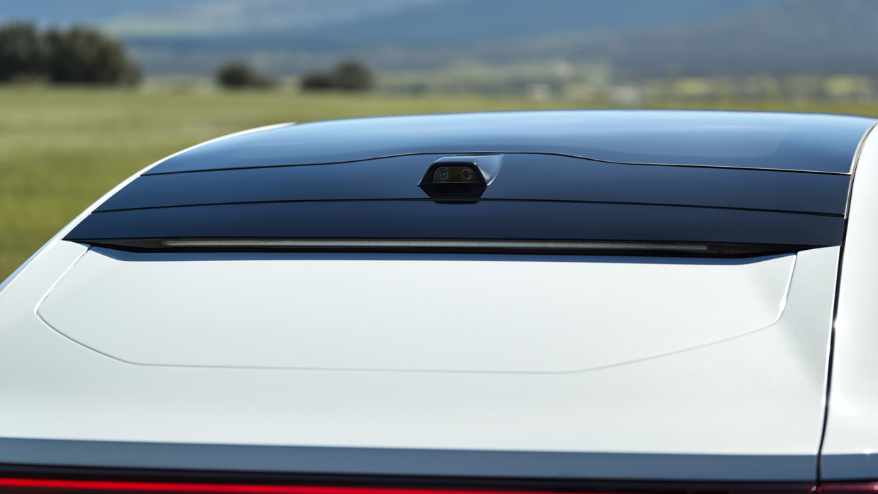 Polestar 4 2024 rear camera