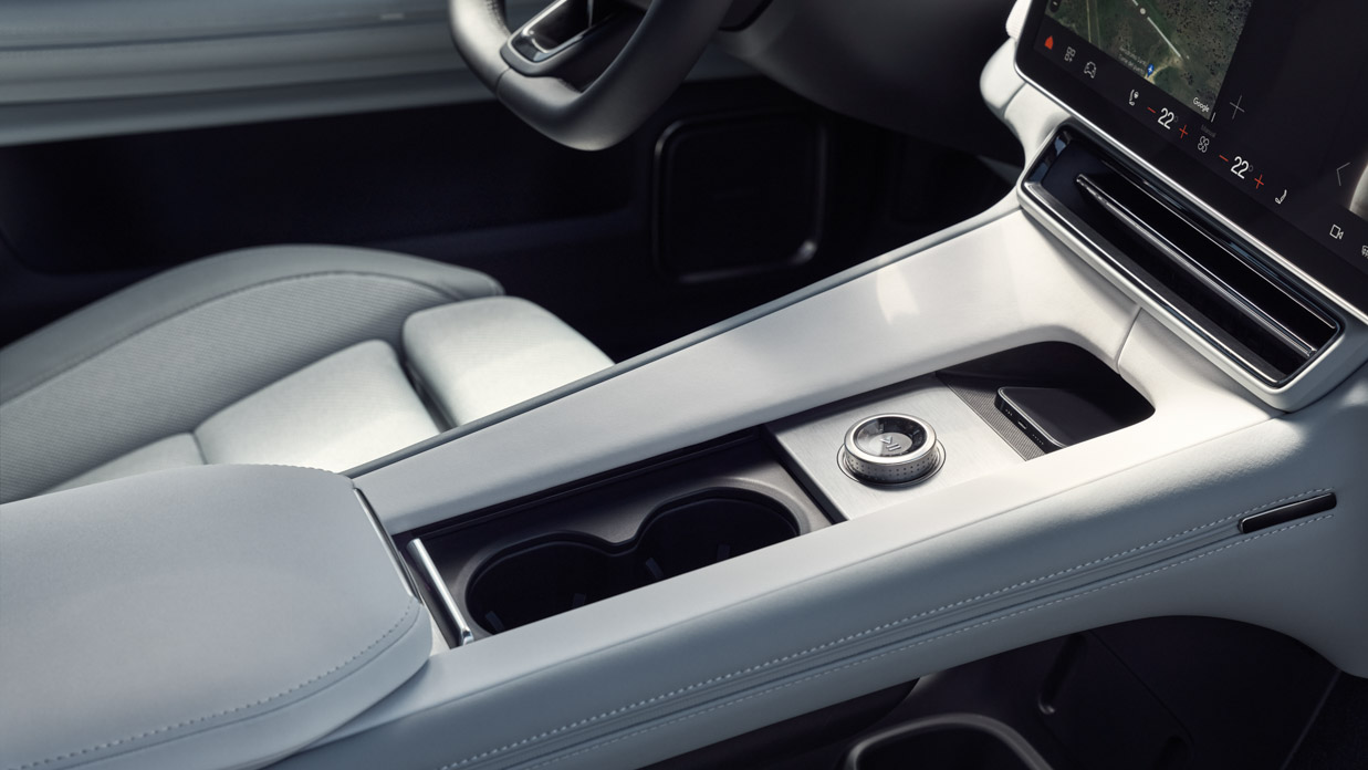 Polestar 4 2024 interior