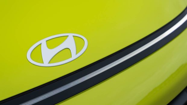 2024 Hyundai Kona Hybrid N-Line entrance badge and LED light bar shot