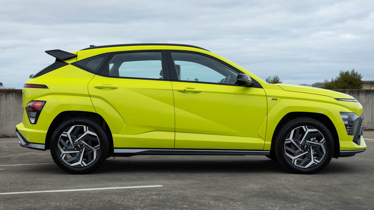 2024 Hyundai Kona Hybrid N-Line side profile static