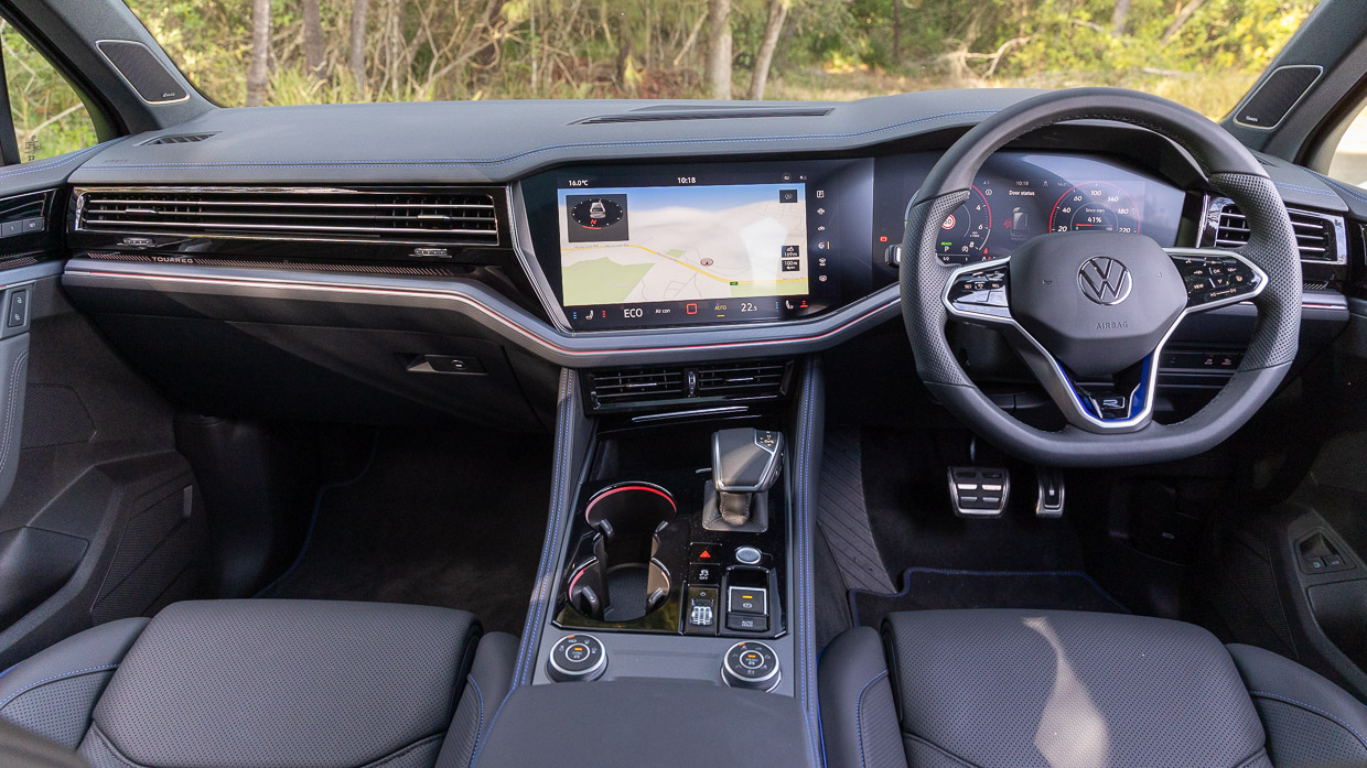 Volkswagen Touareg R 2024 interior 3