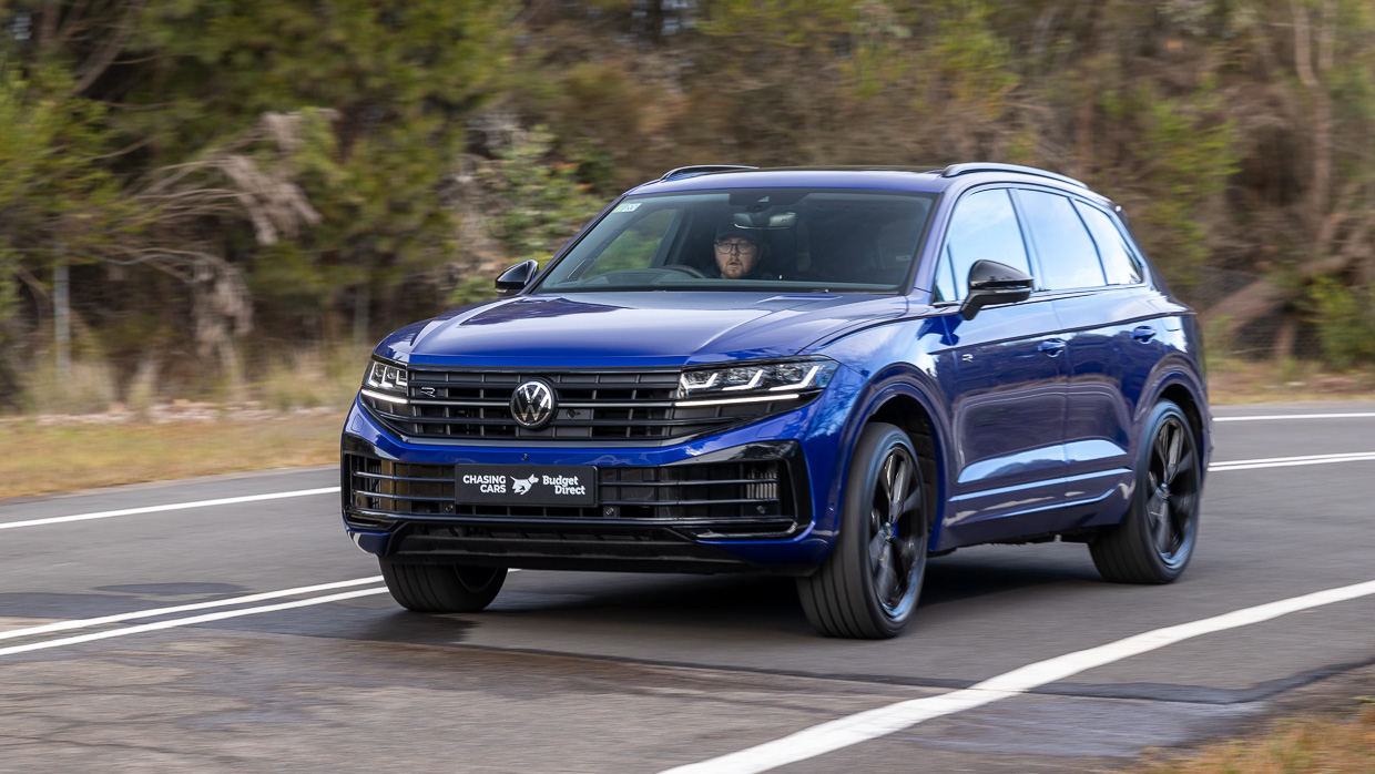 Volkswagen Touareg R 2024 driving front