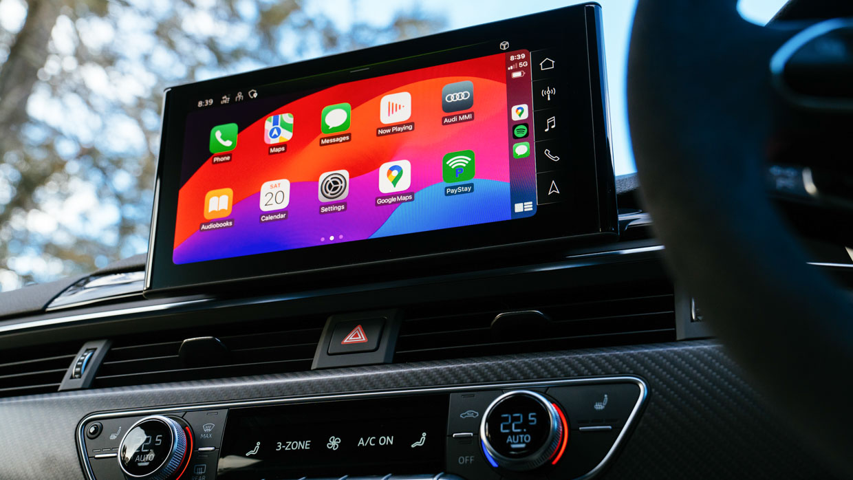 Audi RS4 Avant 2024 infotainment