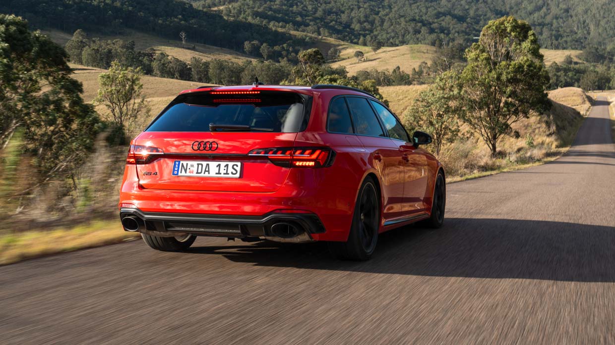 Audi RS4 Avant 2024 driving rear